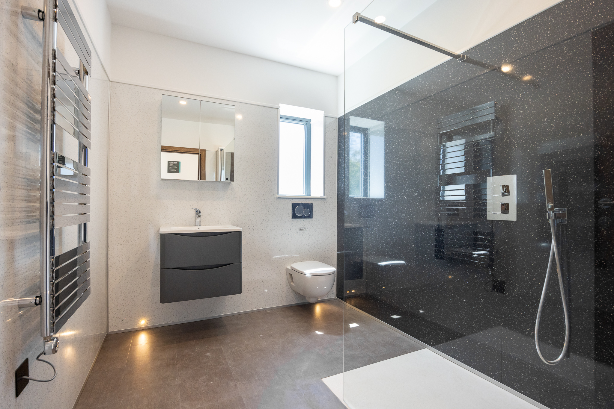 Stunning New House photo 52