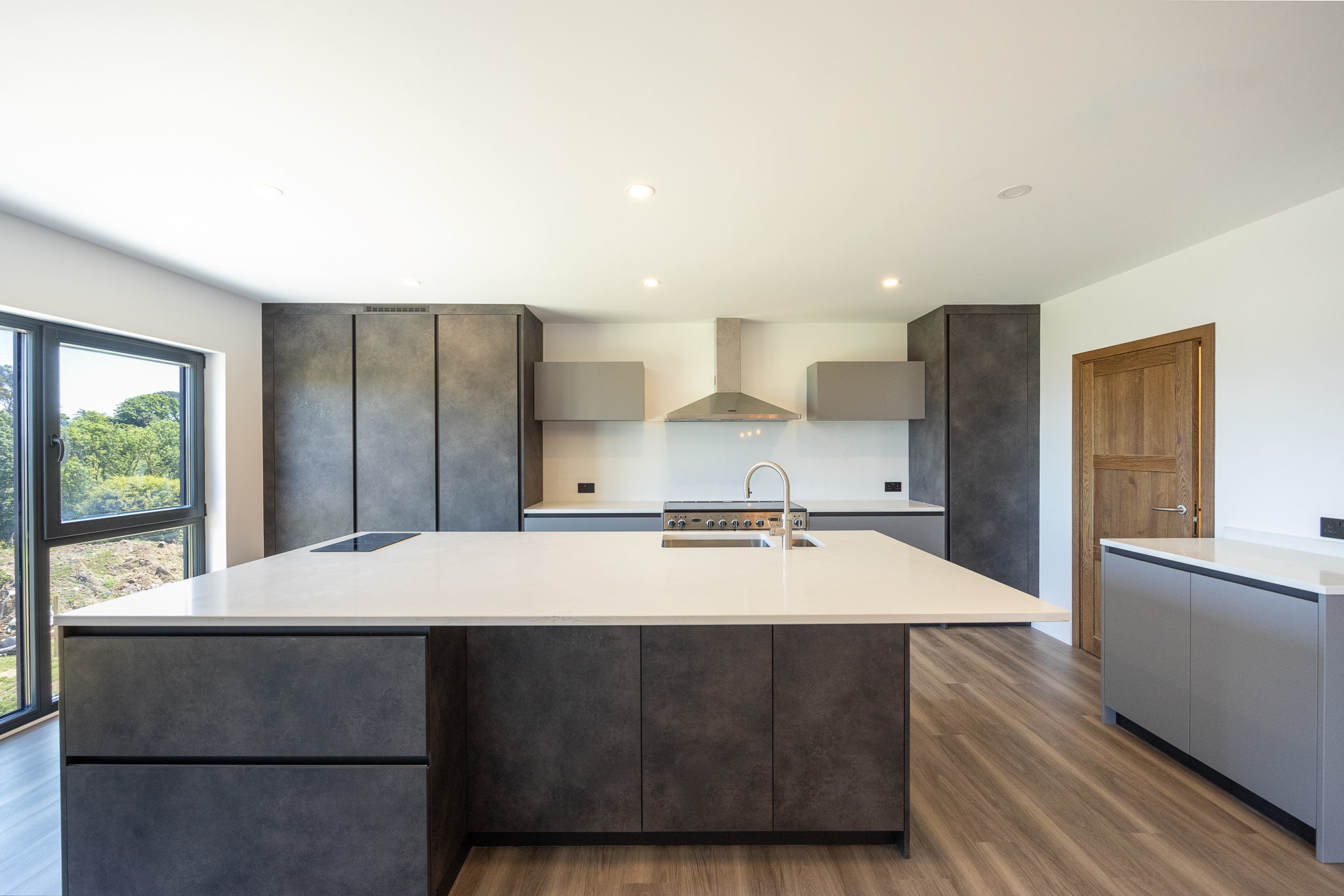 Stunning New House photo 19