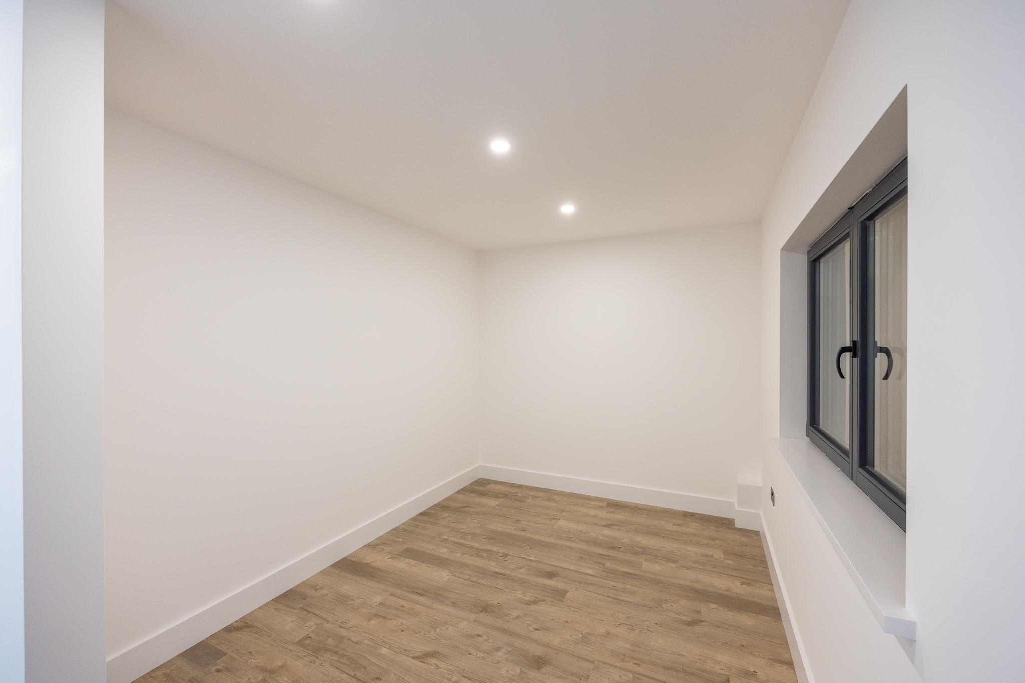Stunning New House photo 63