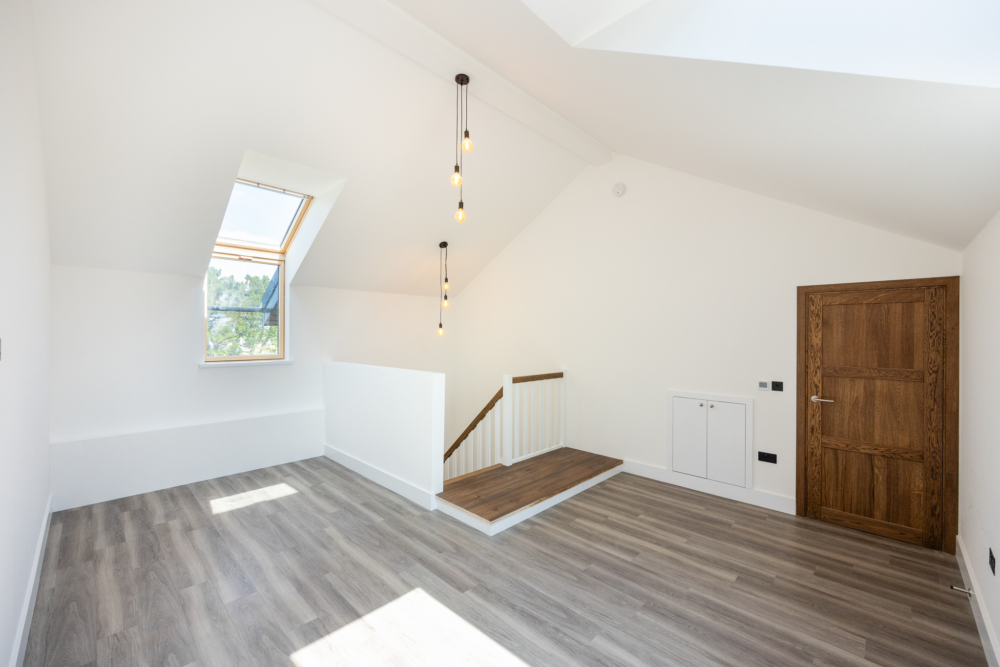 Stunning New House photo 25