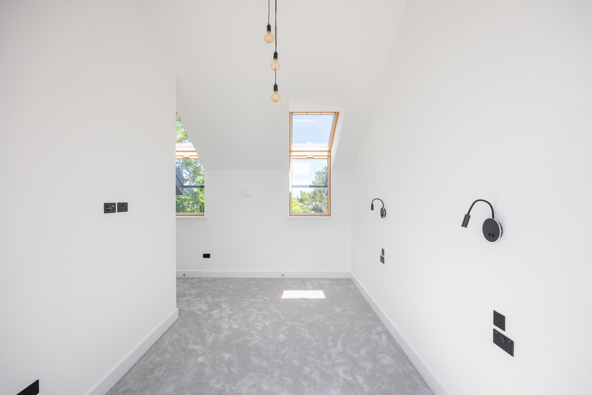 Stunning New House photo 27