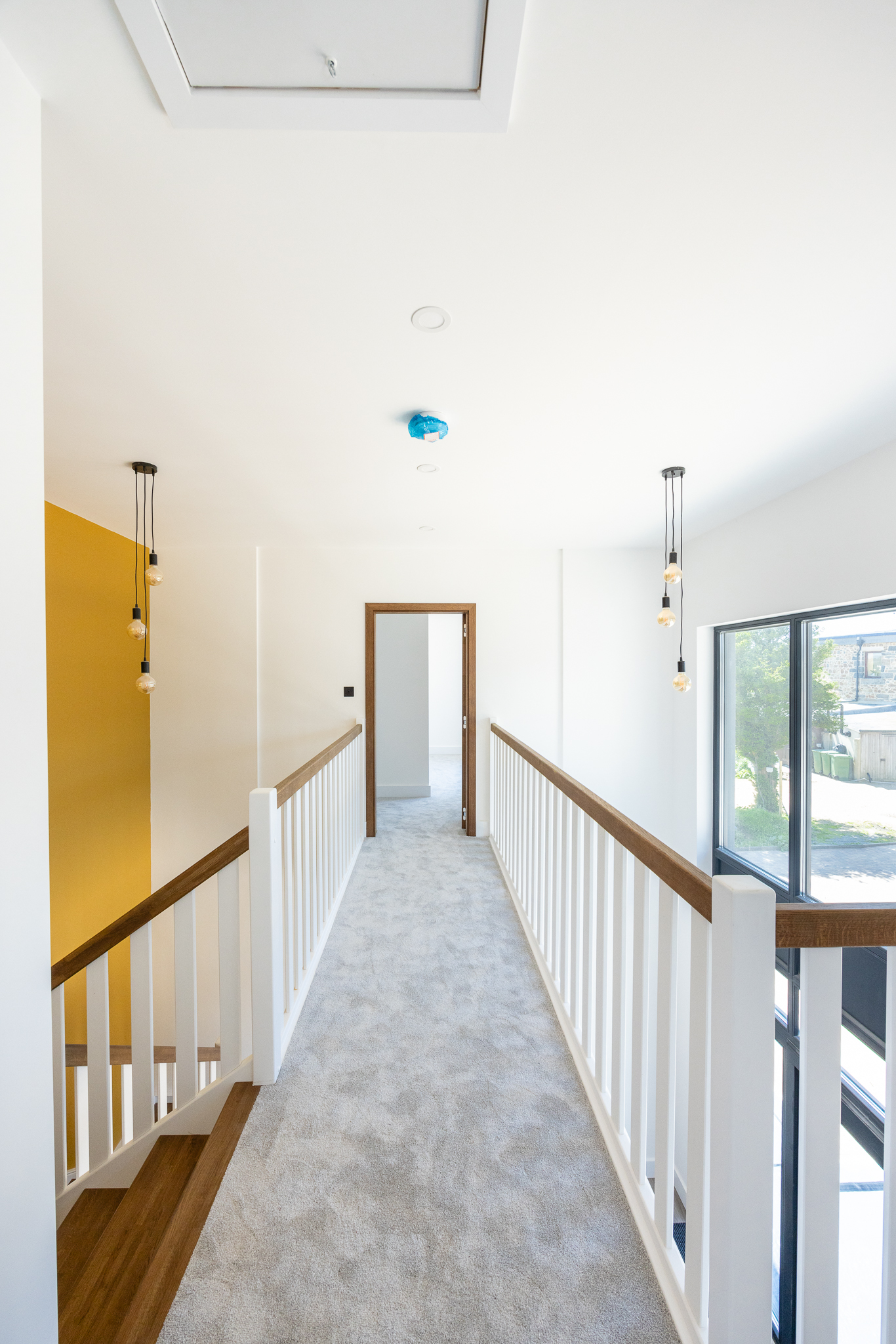 Stunning New House photo 49