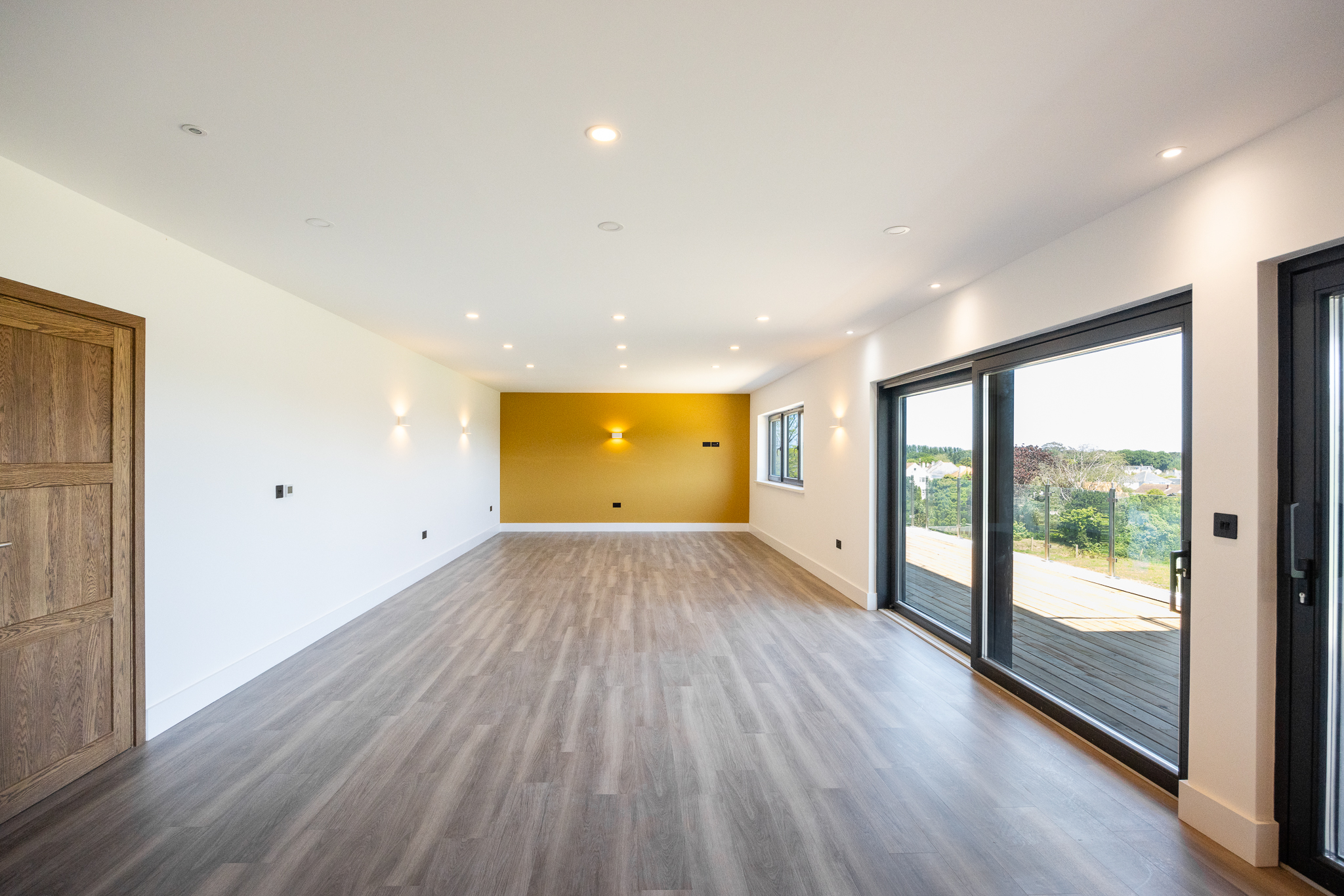 Stunning New House photo 11