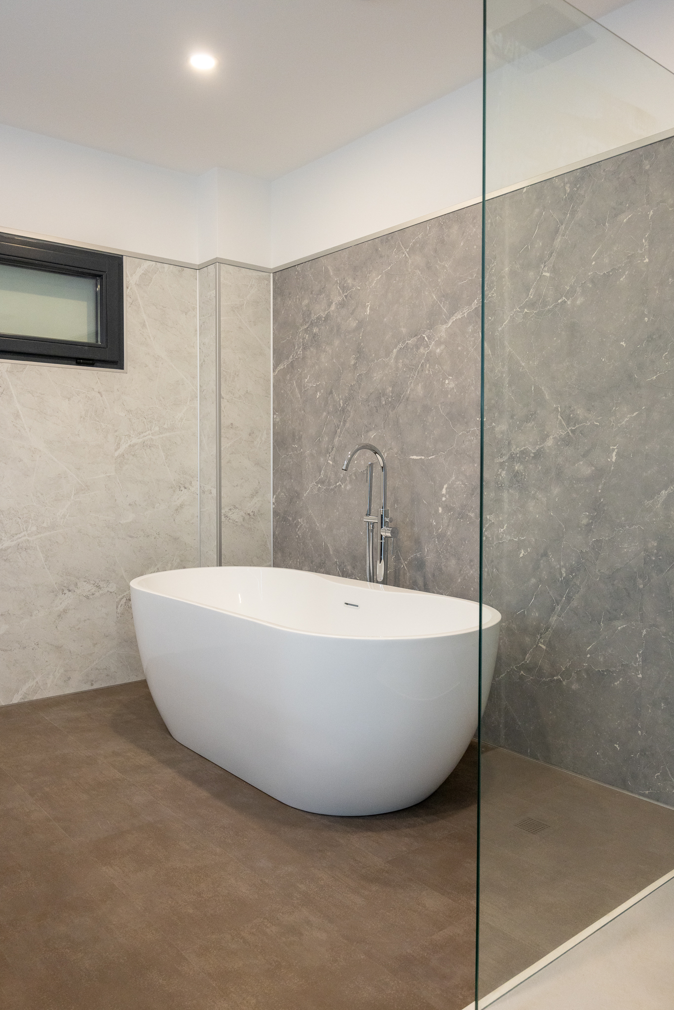 Stunning New House photo 61