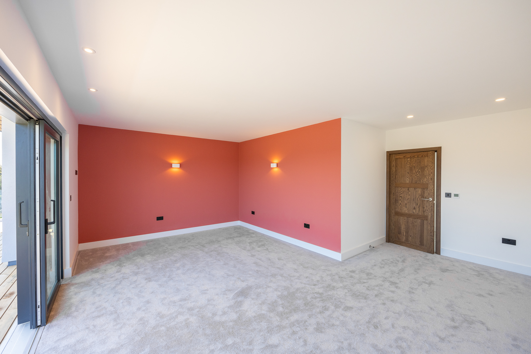 Stunning New House photo 46