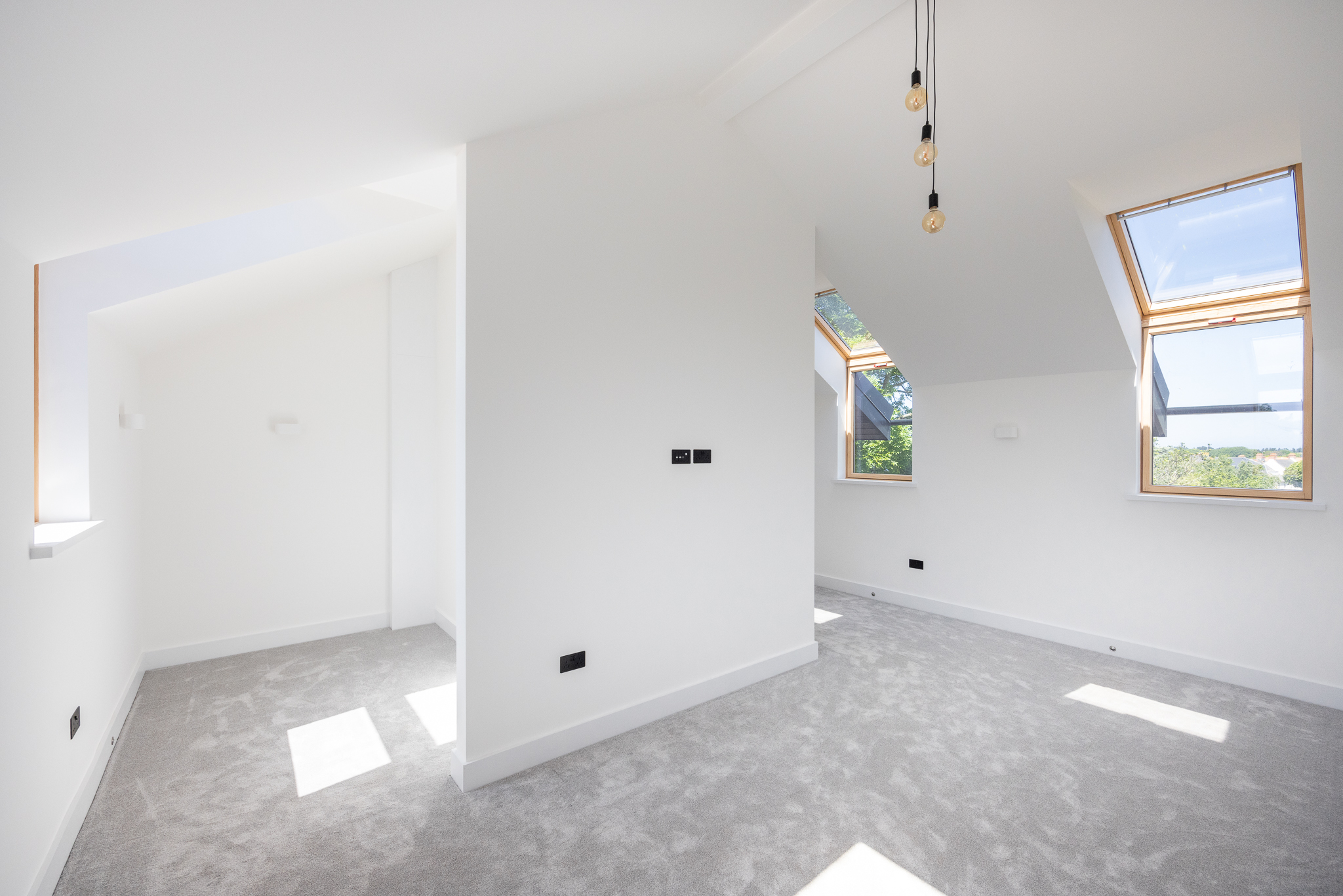 Stunning New House photo 26