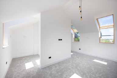 Stunning New House photo 26
