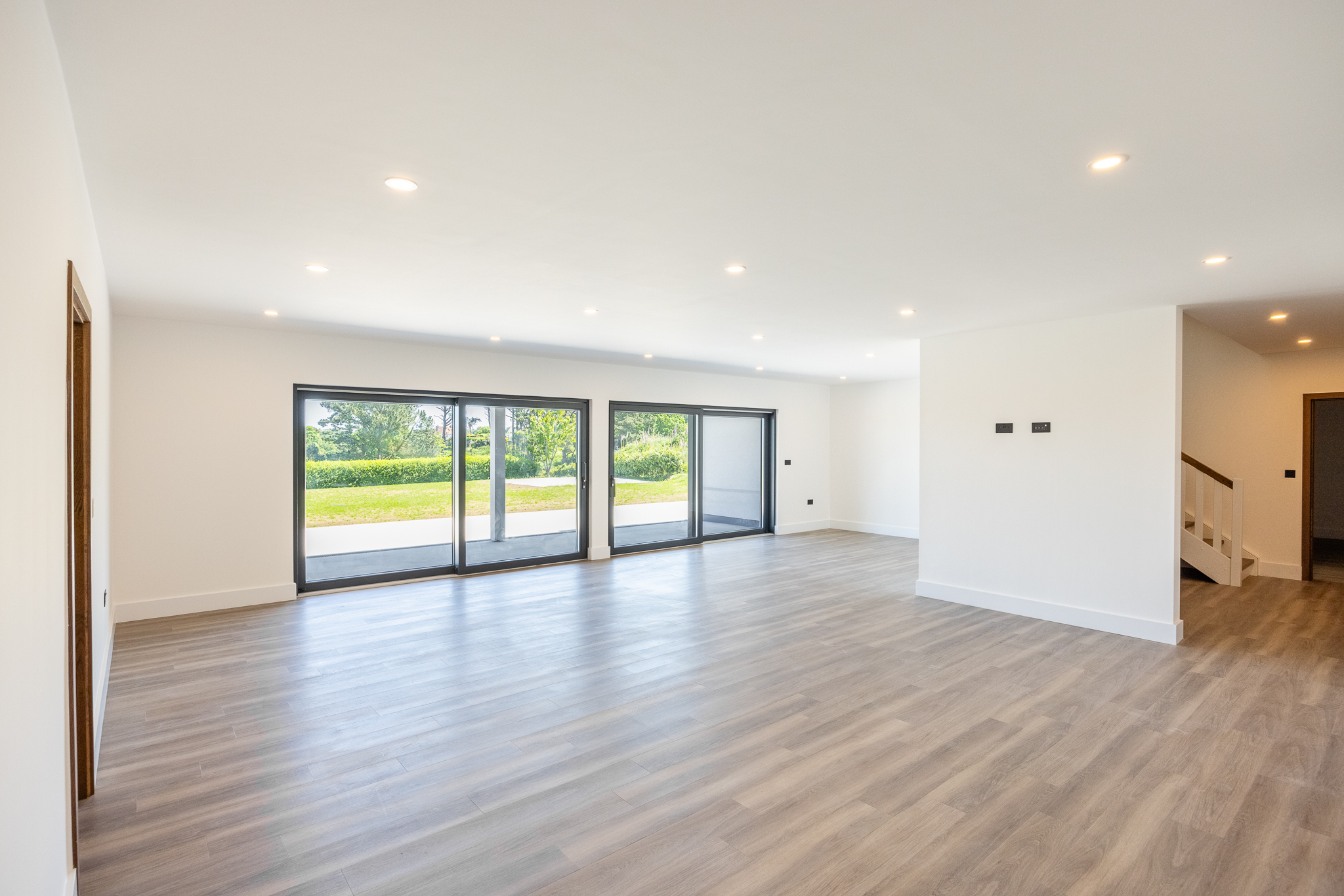 Stunning New House photo 55