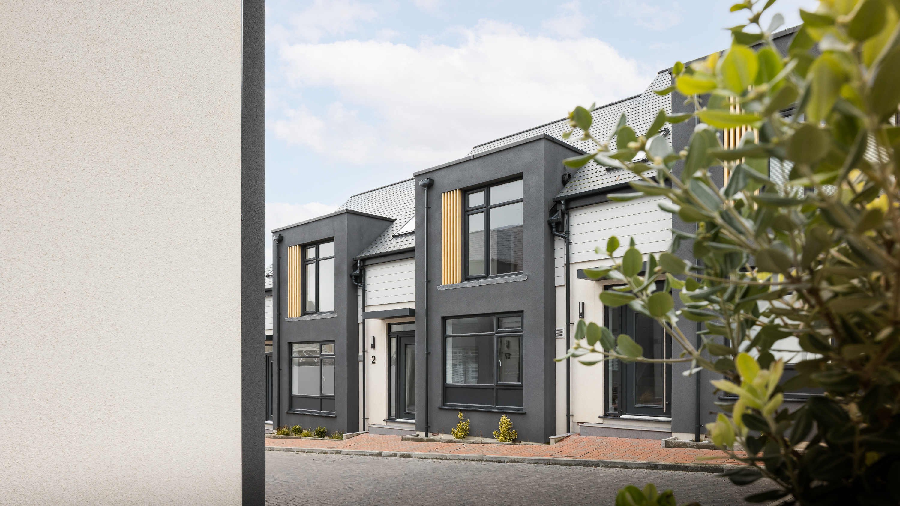 2 Allanson Court photo 3
