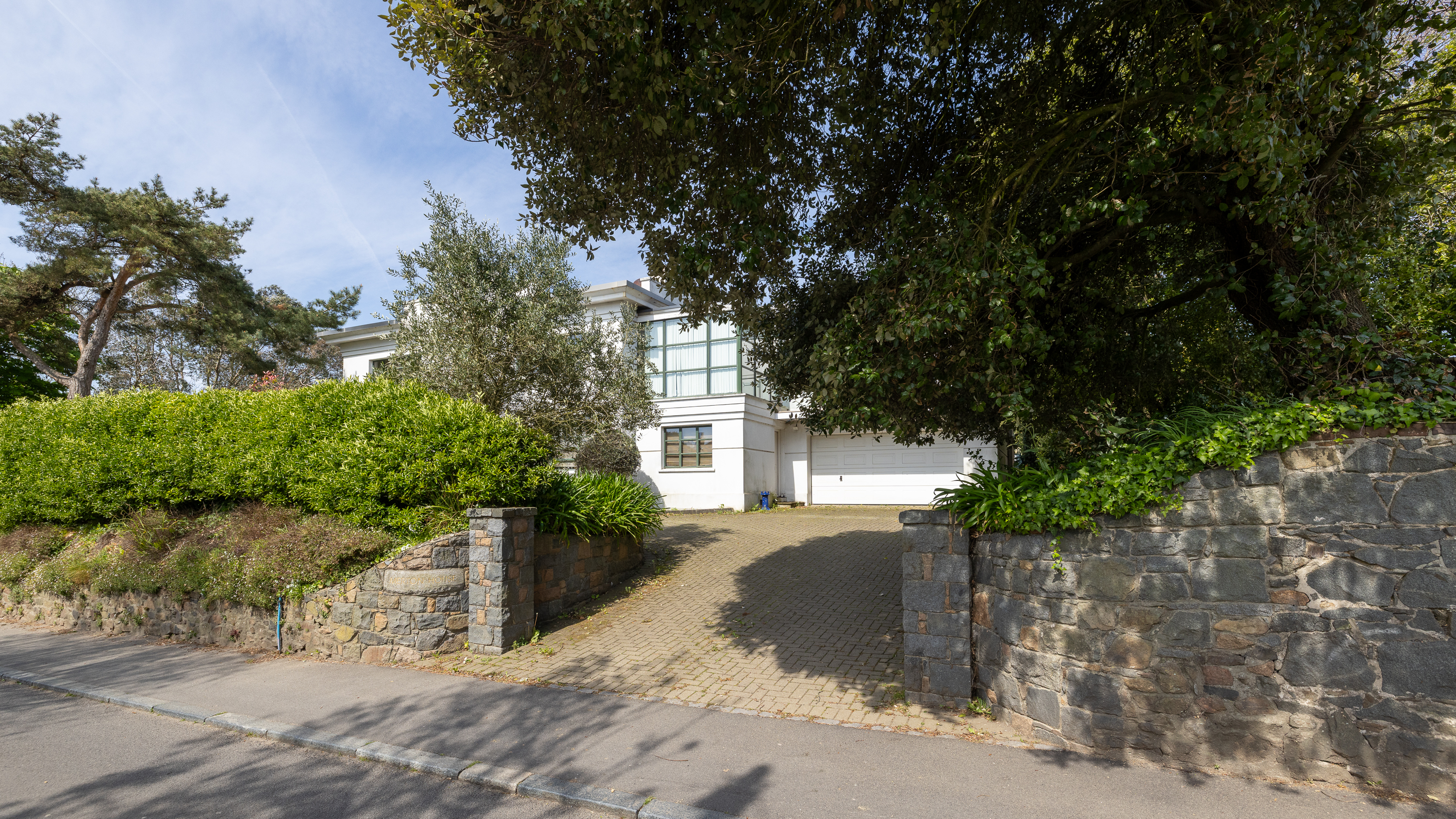 Merton House photo 2