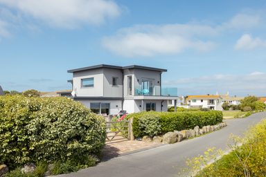 Bellevue House photo 3