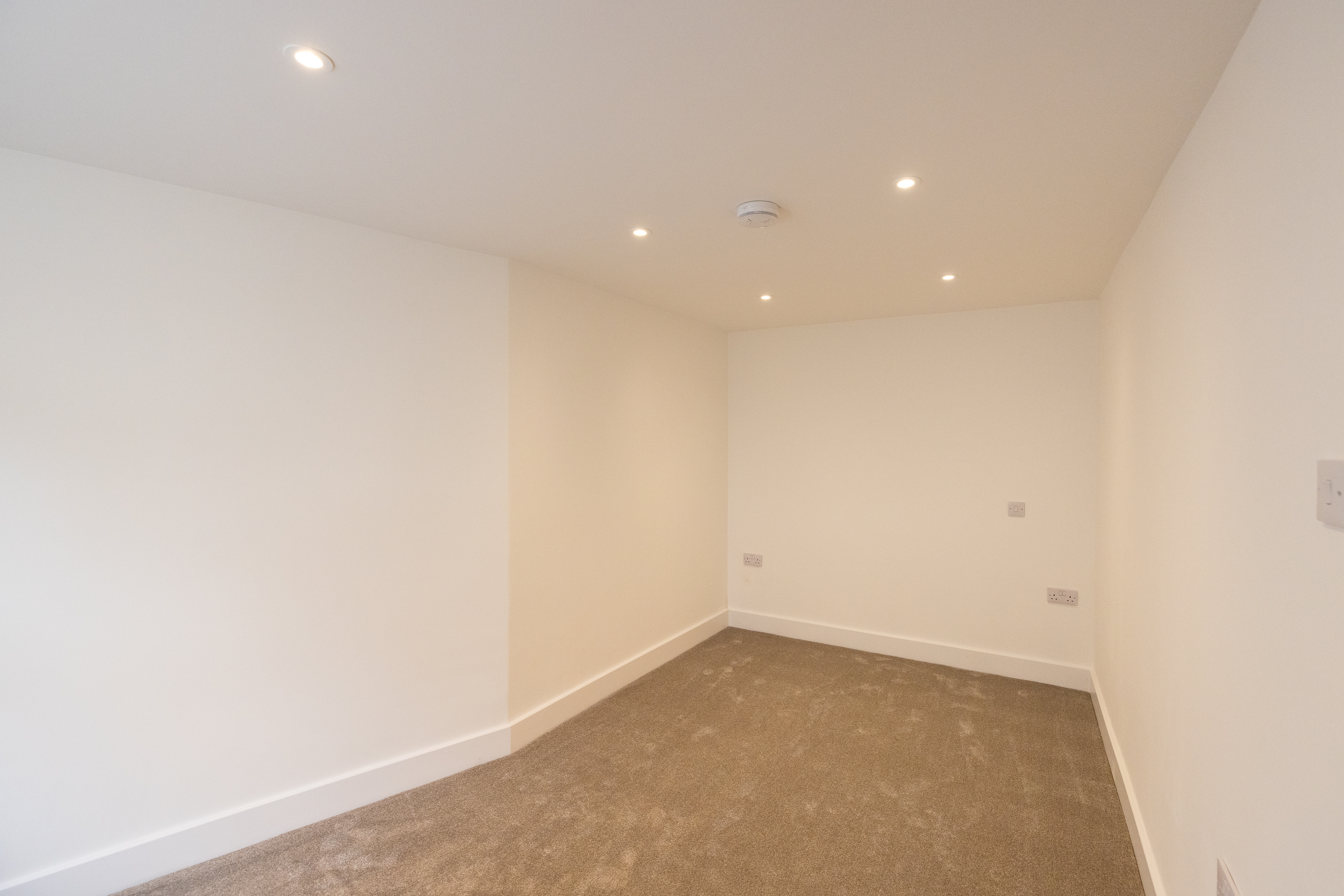 Flat 1, Laverstock Court photo 8