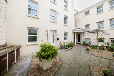 Flat 1, Laverstock Court photo 14