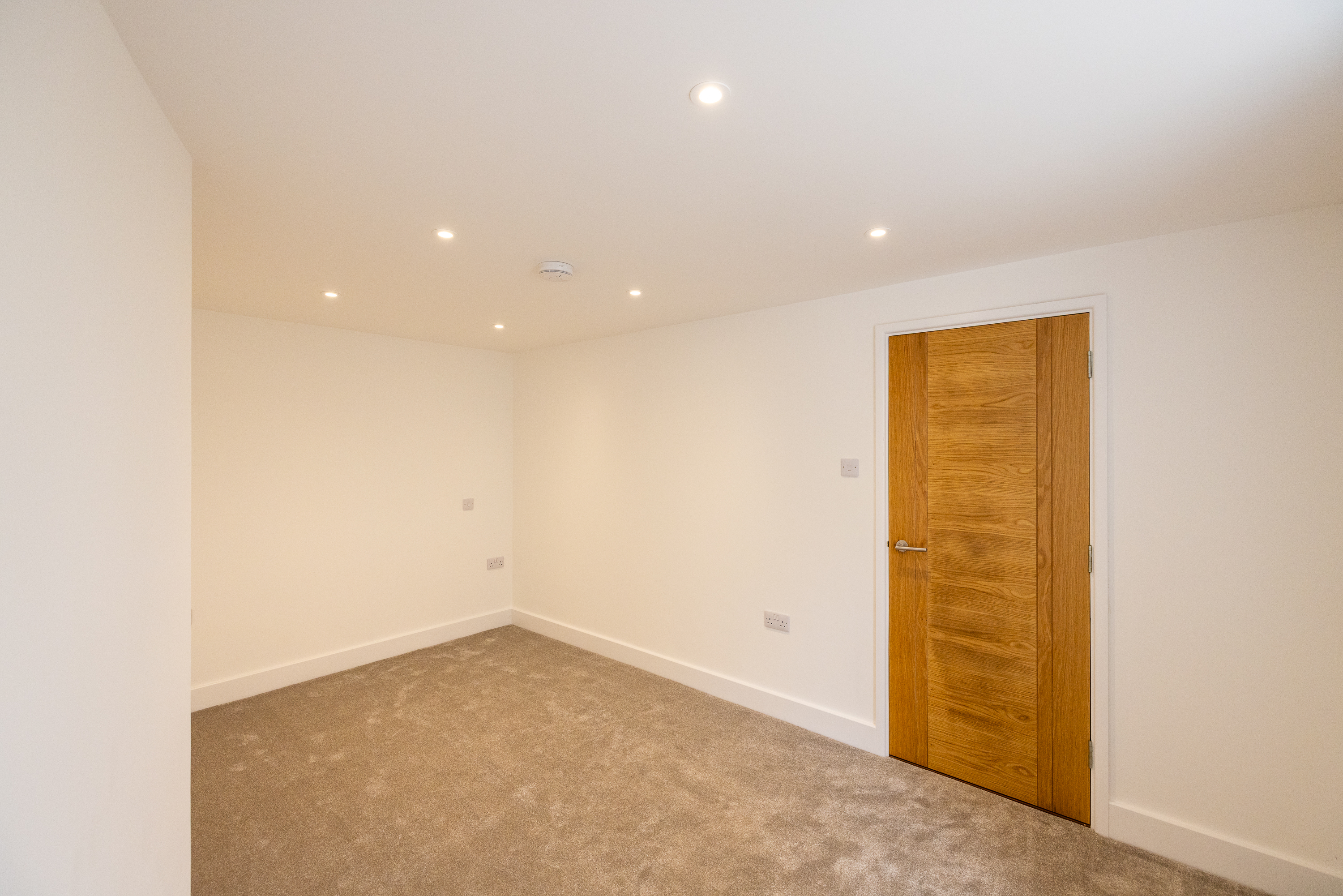 Flat 1, Laverstock Court photo 11