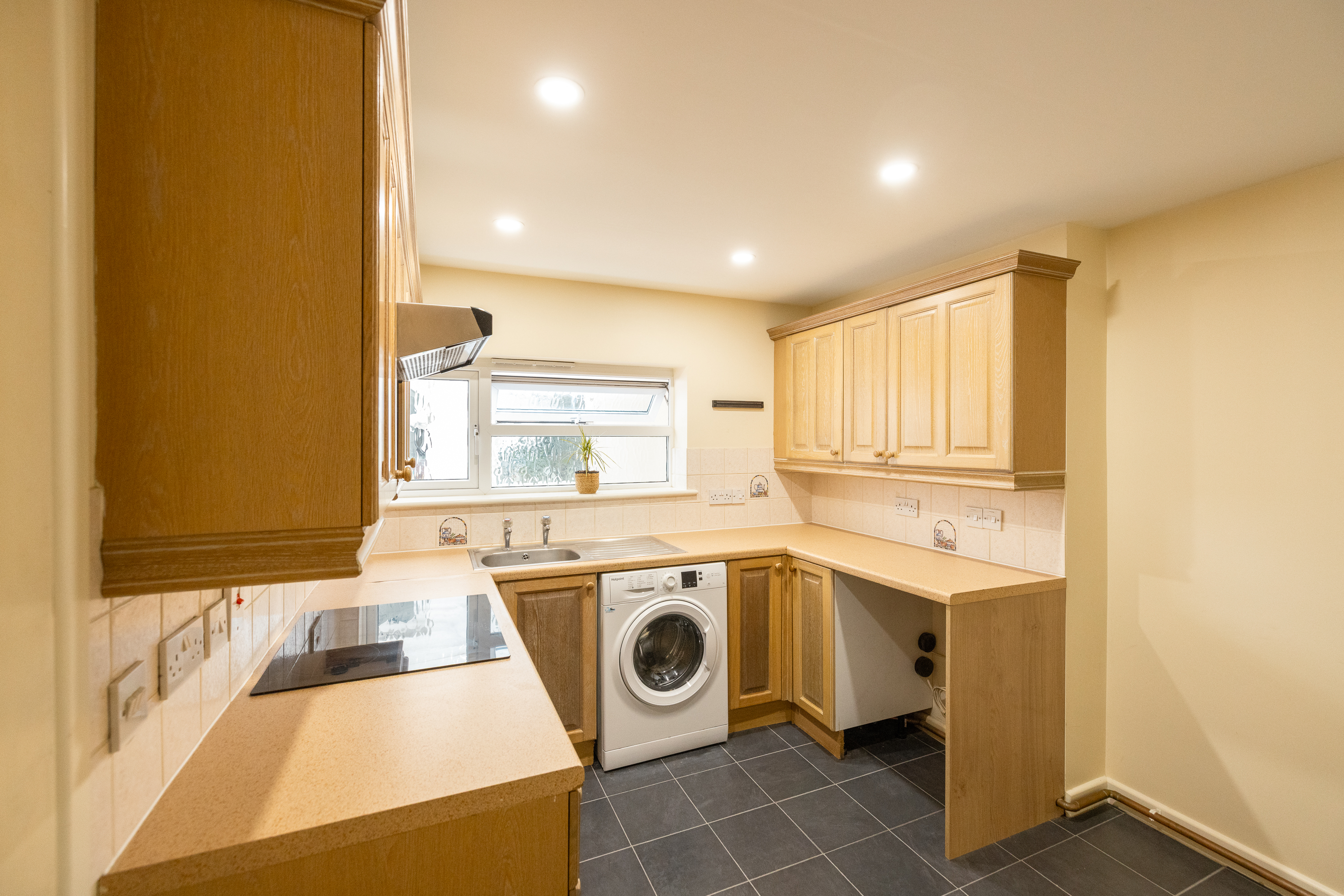 4, Abbey Court photo 7