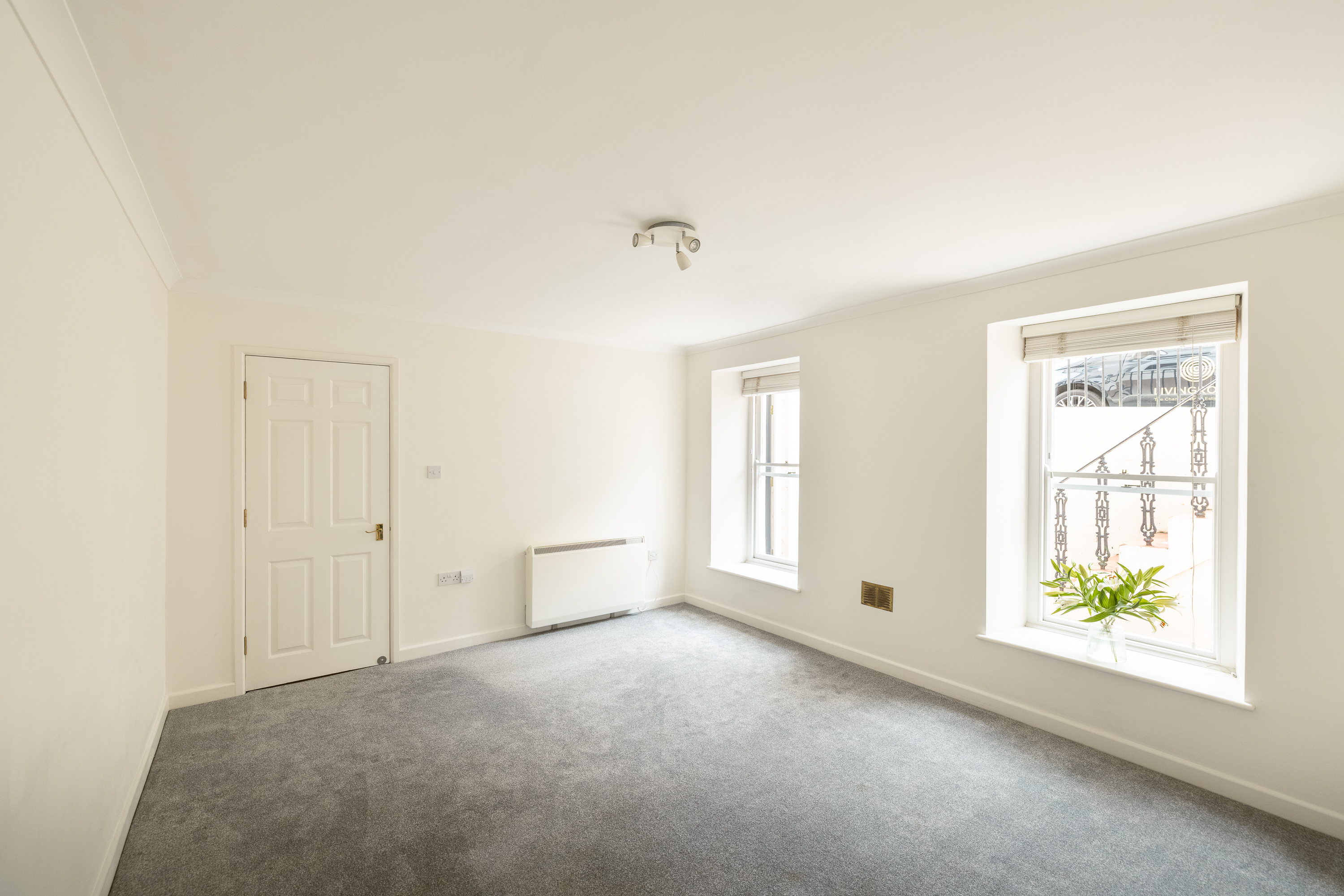 4, Abbey Court photo 6