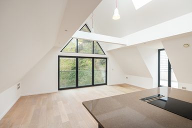 Apartment 10, Infinity Place photo 6