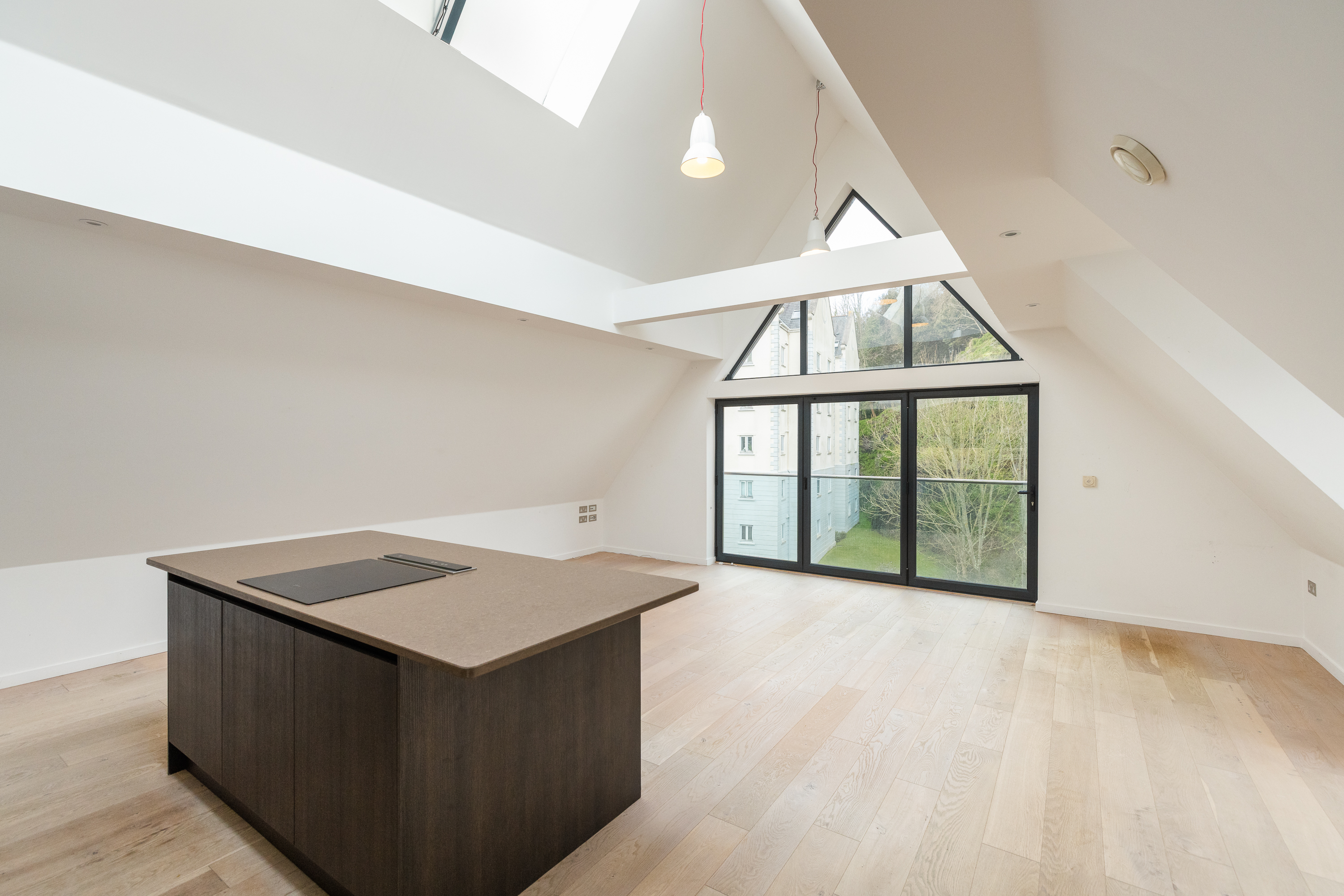 Apartment 10, Infinity Place photo 3