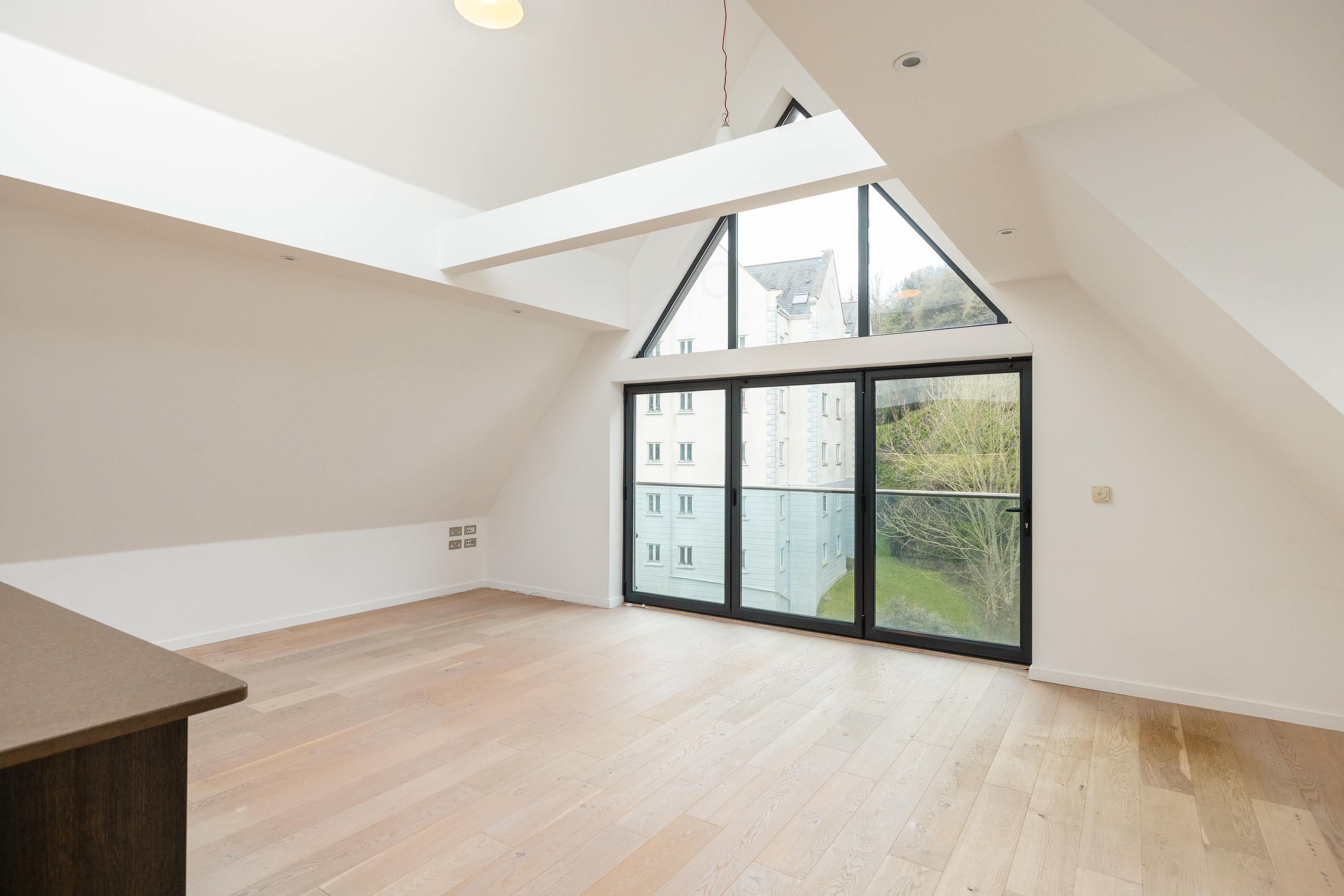 Apartment 10, Infinity Place photo 5