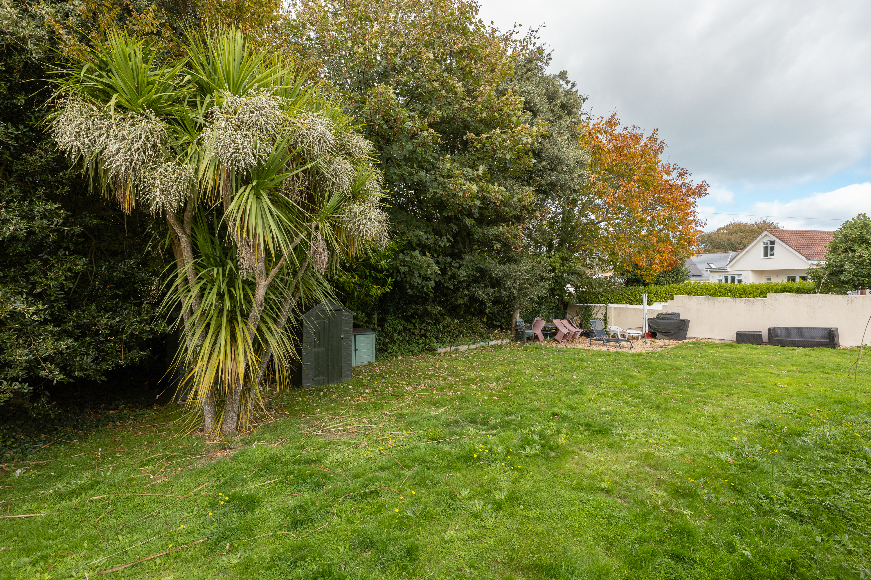 3 Les Caches Court photo 17