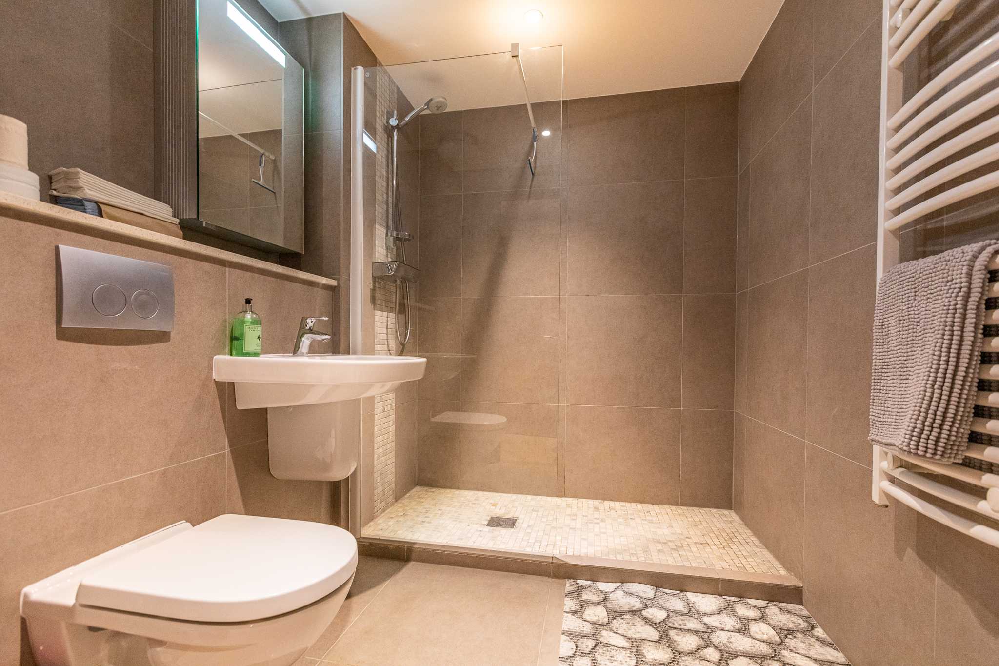 Apt. 3, One St Julian's Avenue photo 14
