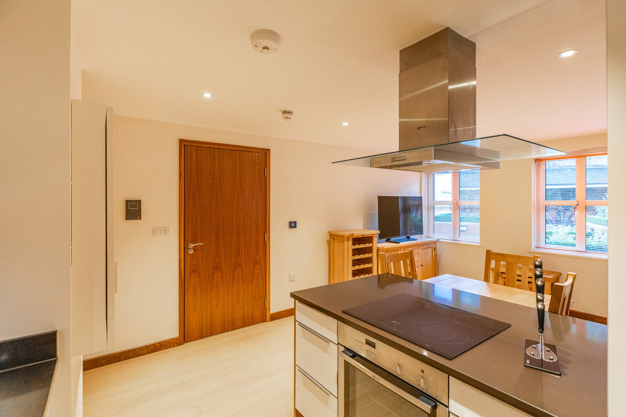 Apt. 3, One St Julian's Avenue photo 4
