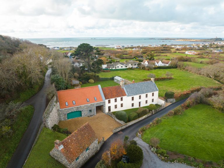 Les Arquets Farm photo 1