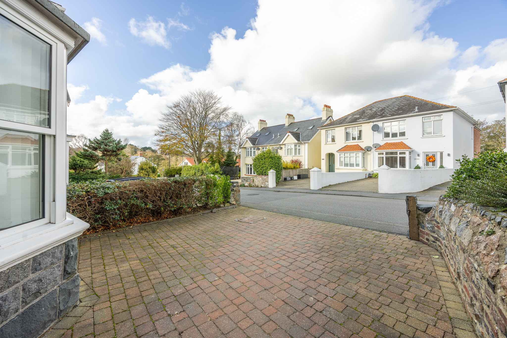 Hillstead photo 33