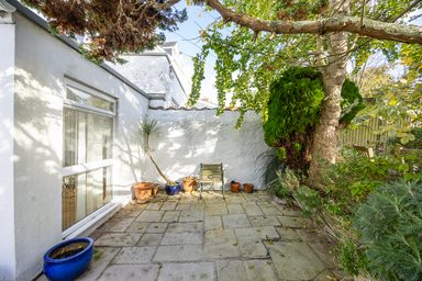 Hillstead photo 26