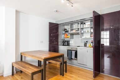 Apt. 1, 13-15 Victoria Road photo 8