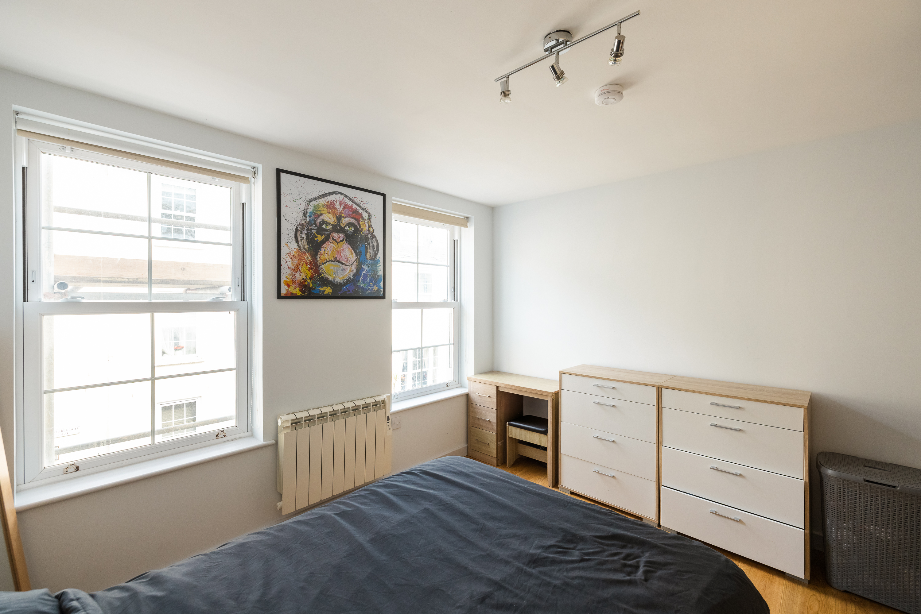 Apt. 1, 13-15 Victoria Road photo 11
