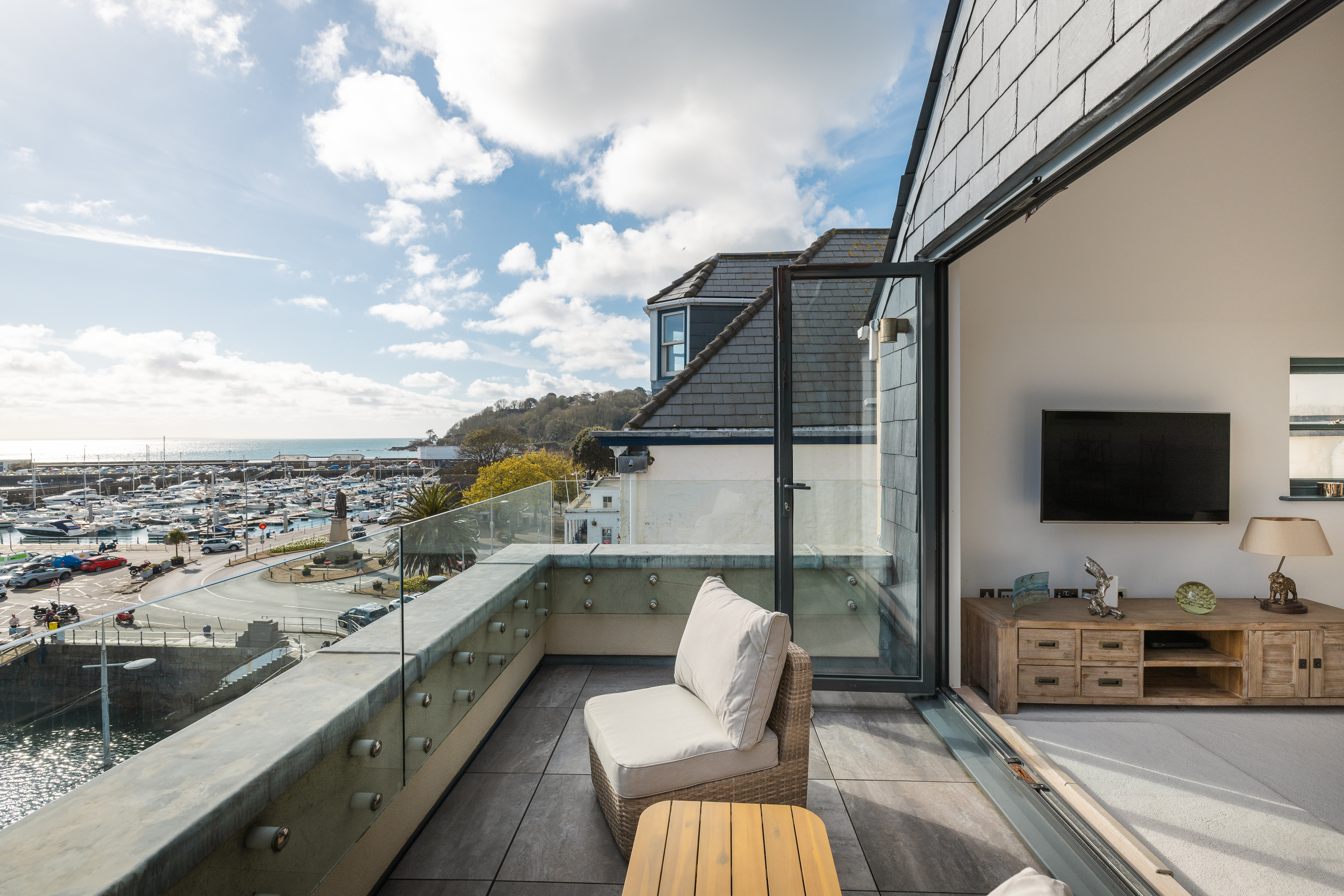 The Penthouse photo 17