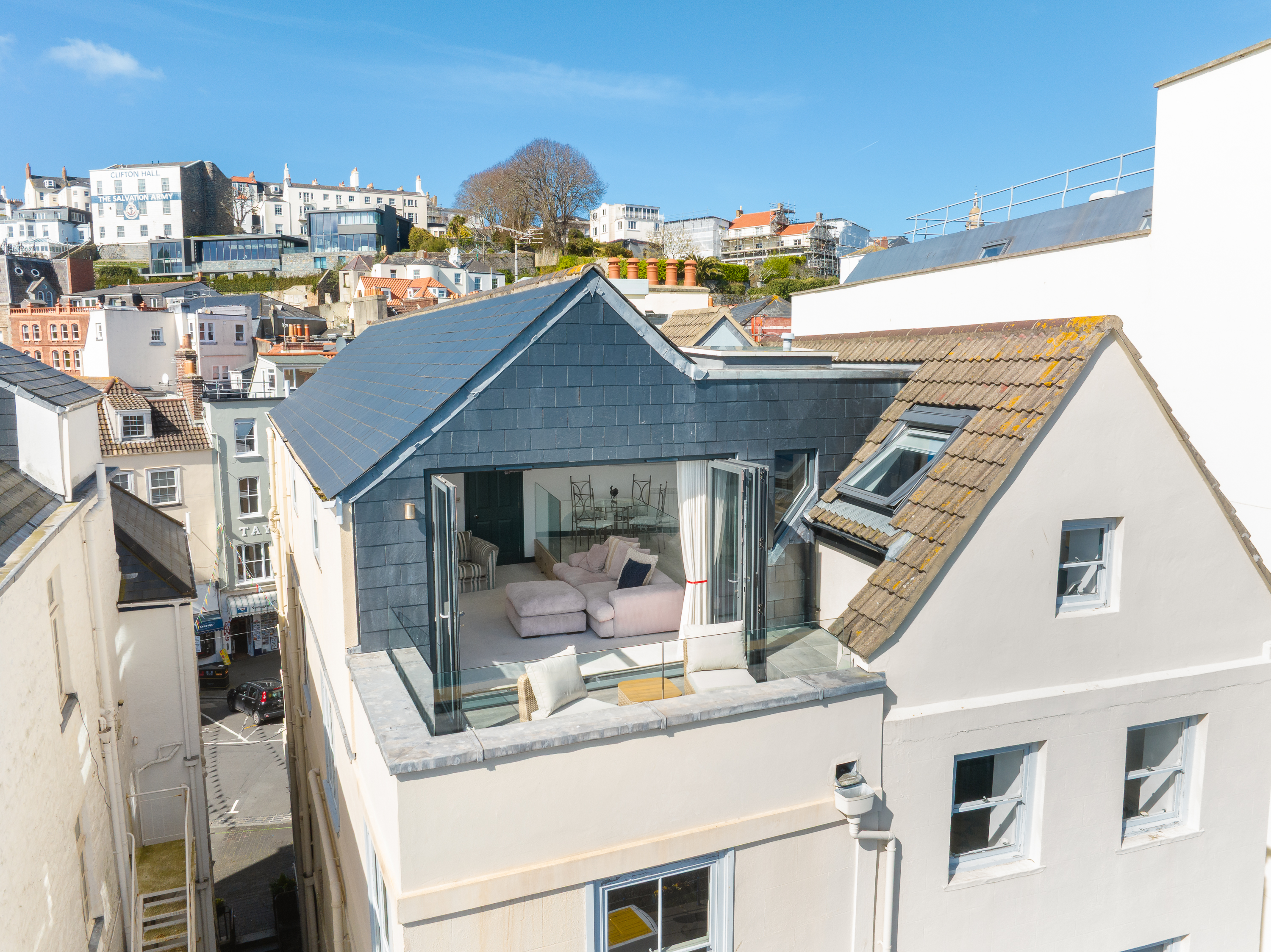 The Penthouse photo 34