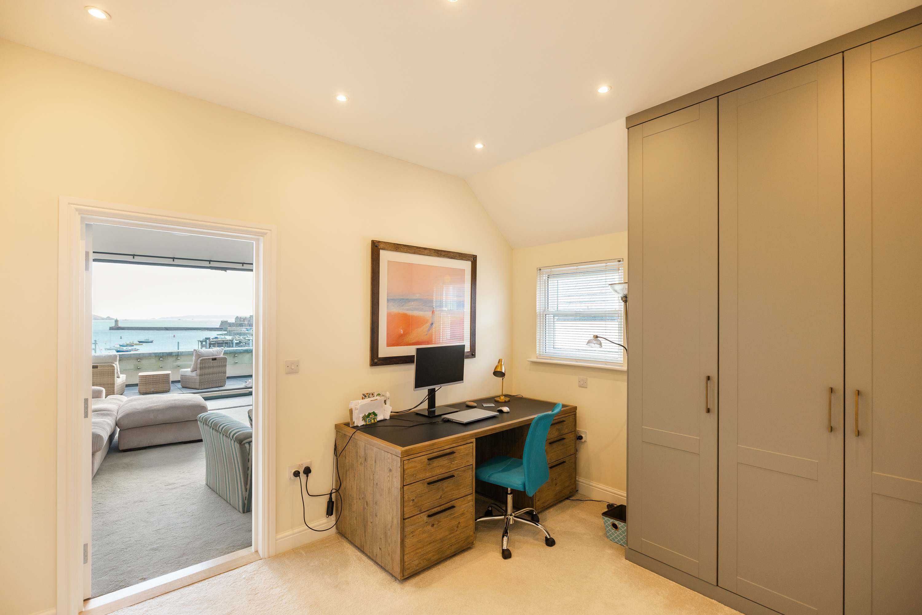The Penthouse photo 29
