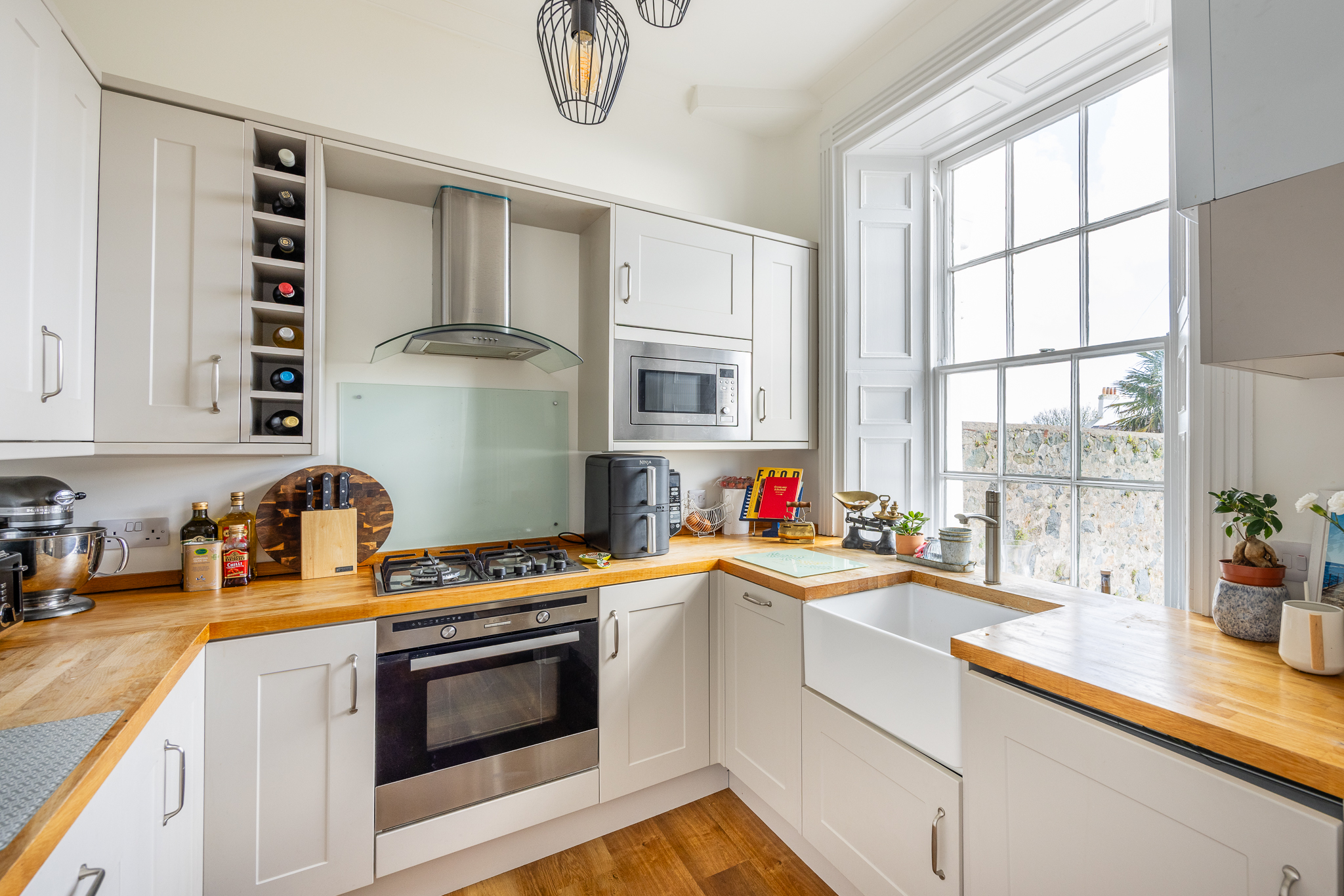 Flat 2, 22 Sausmarez Street photo 12