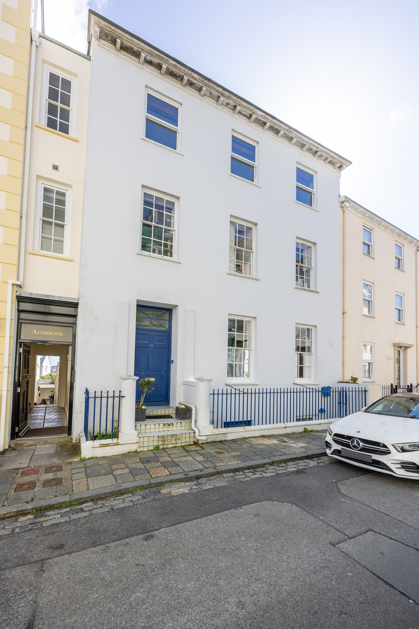 Flat 2, 22 Sausmarez Street photo 20