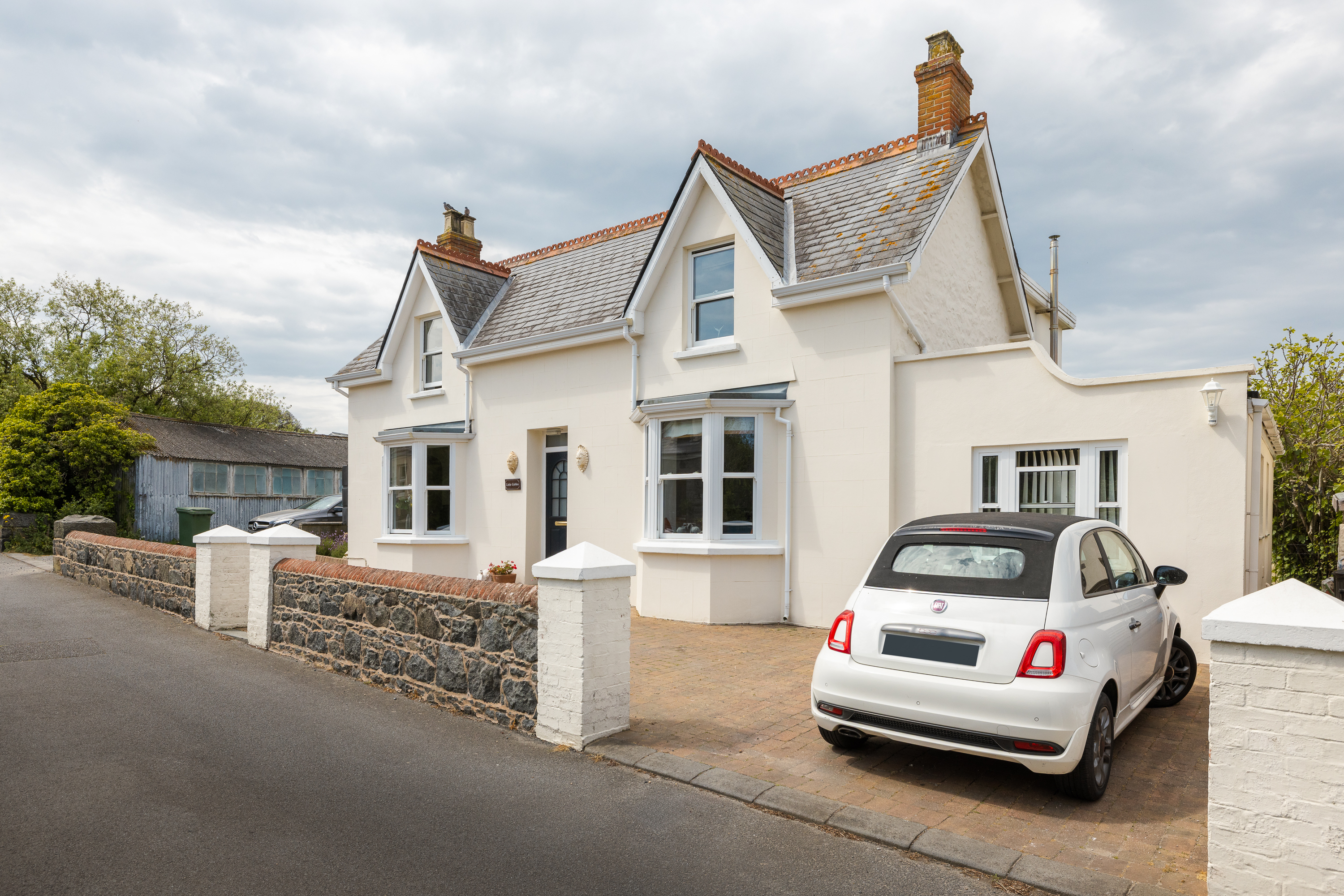 Little Gables photo 38