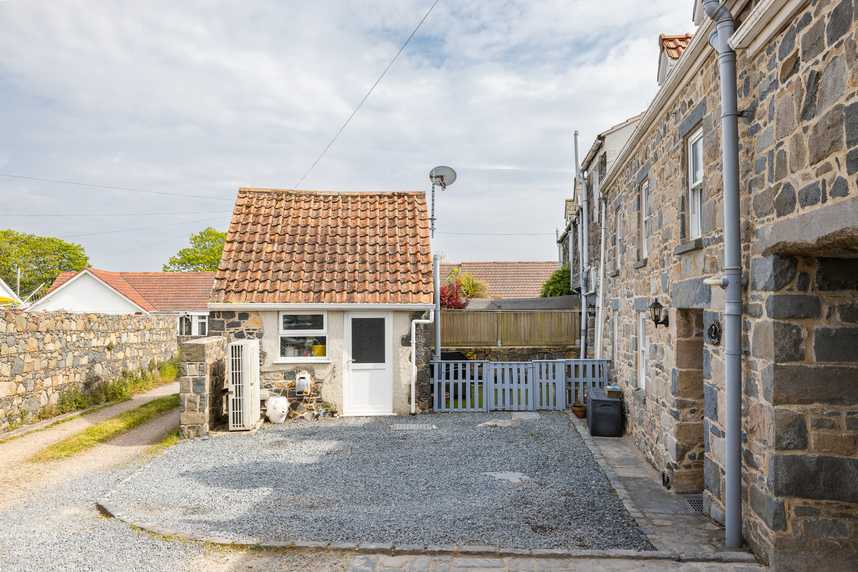 2, Maison De Bas Cottage photo 33