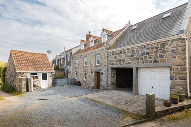 2, Maison De Bas Cottage photo 2