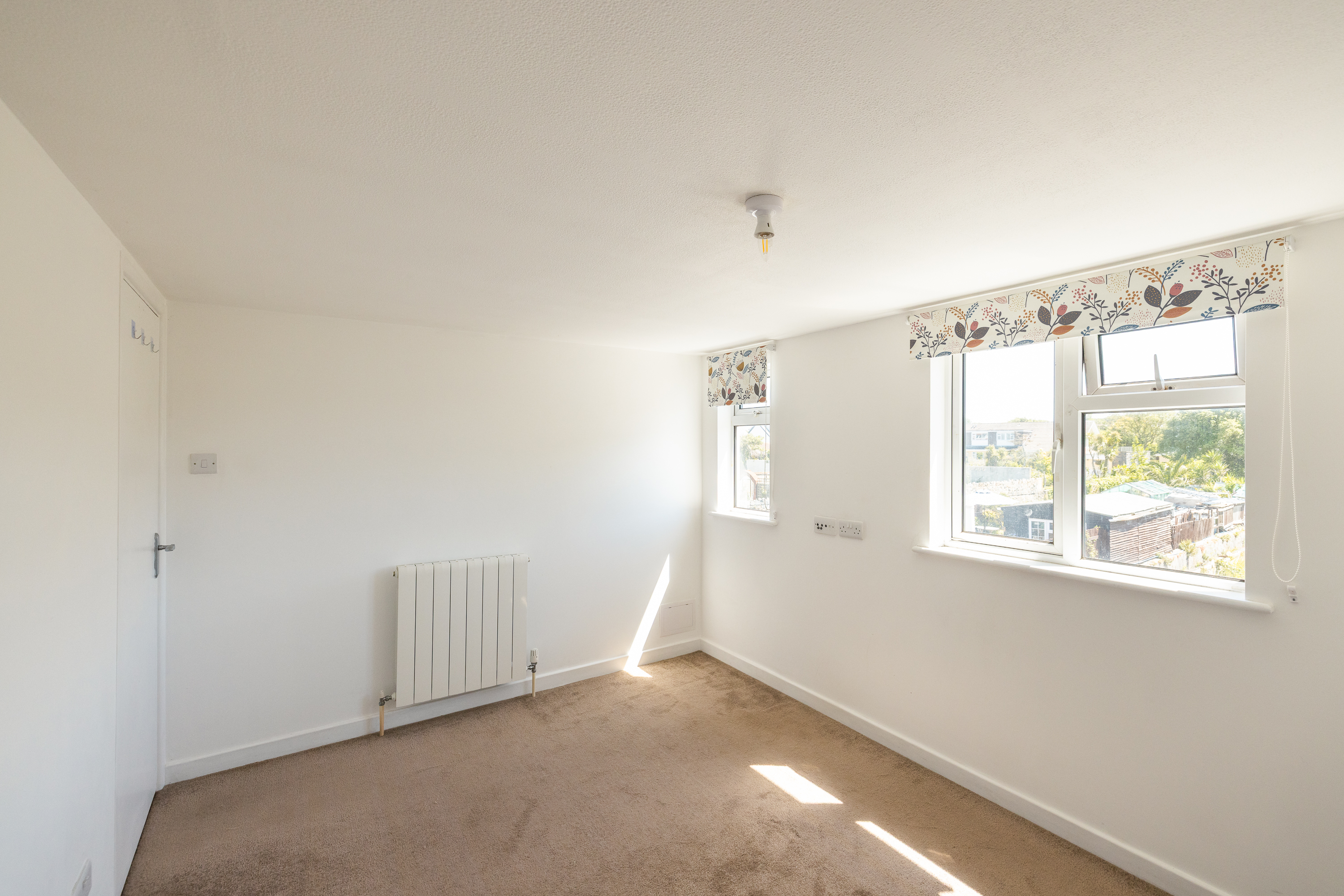 2 Kinross Cottage photo 15