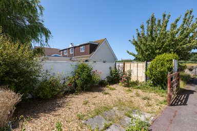 2 Kinross Cottage photo 25