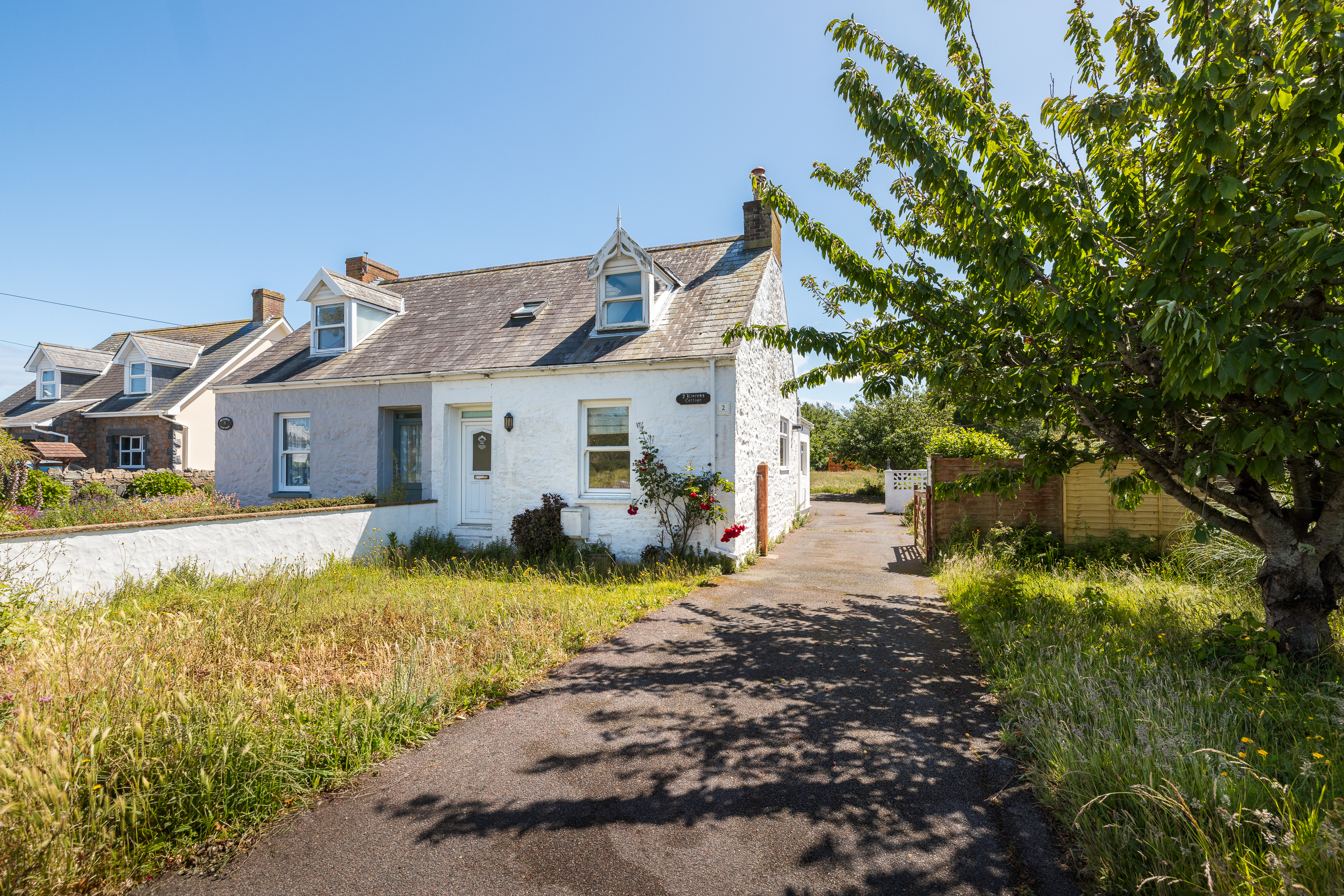 2 Kinross Cottage