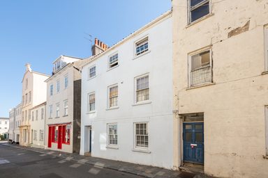 Flat 1, 19 Havilland Street photo 2