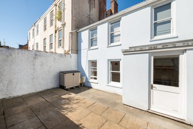 Flat 1, 19 Havilland Street photo 18