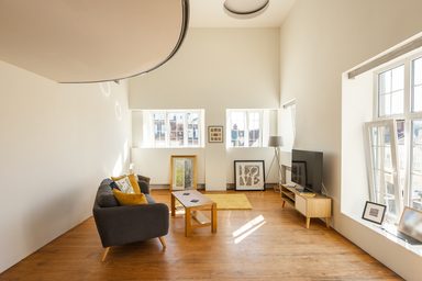 Apt. 2, British & Foreign School photo 2
