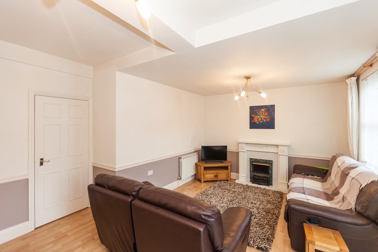 Flat 2, Sunnybank - photo 3 of 19