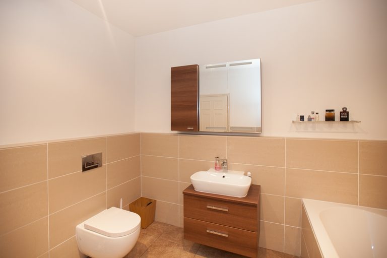 Flat 2, Sunnybank - photo 14 of 19