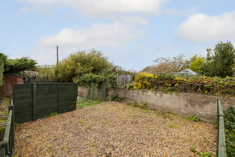 Flat 3, Maitland - photo 17 of 18