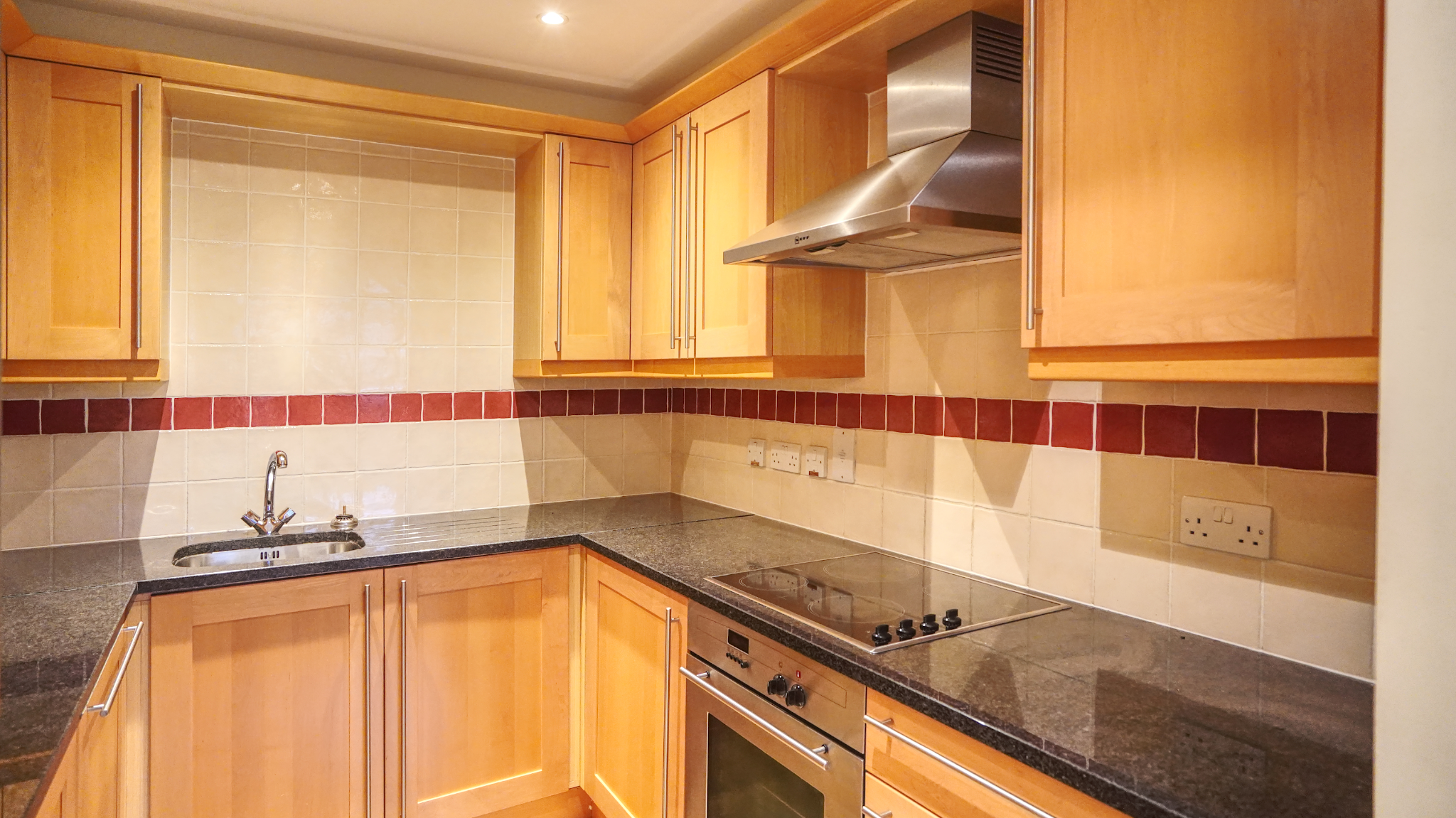 Apartment 5 Charles Mauger House photo 5