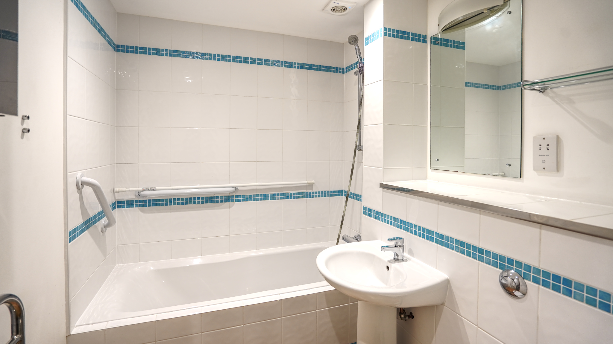 Apartment 5 Charles Mauger House photo 6